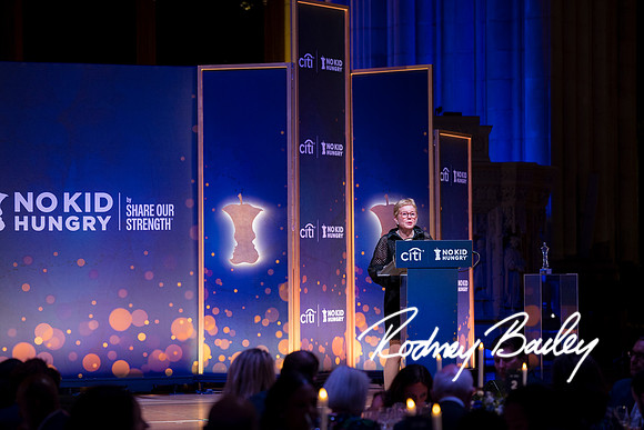 1243___6-13-2024_No-Kid-Hungry-DC-Donor-Dinner-national-Cathedral-Washington-DC-Rodney-Bailey-Photography-event-photographers