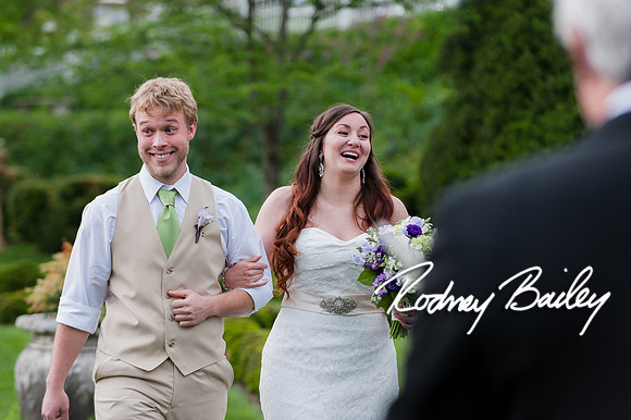 Oatlands Historic House and Gardens Weddings_wedding photography Oatlands Historic House and Gardens Virginia_Oatlands Historic House and Gardens Leesburg Virginia Wedding Photographer