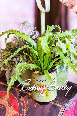 0239__10-28-14 _Bergerons Flowers_Rodney Bailey Photography