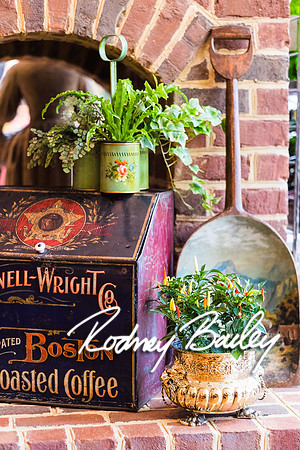 0235__10-28-14 _Bergerons Flowers_Rodney Bailey Photography