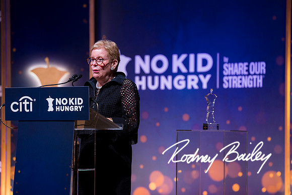 1255___6-13-2024_No-Kid-Hungry-DC-Donor-Dinner-national-Cathedral-Washington-DC-Rodney-Bailey-Photography-event-photographers