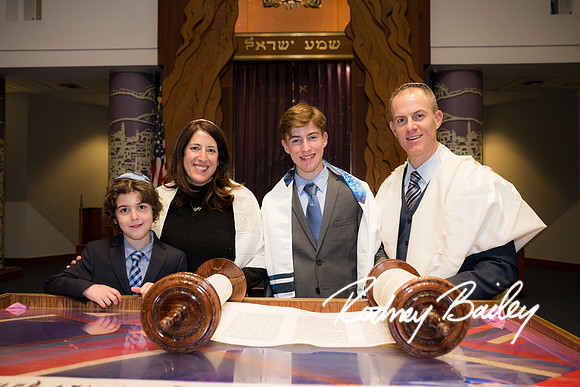0085__1-4-24__Hank-Krieger-Bimah-Virginia-Rodney-Bailey-Photography
