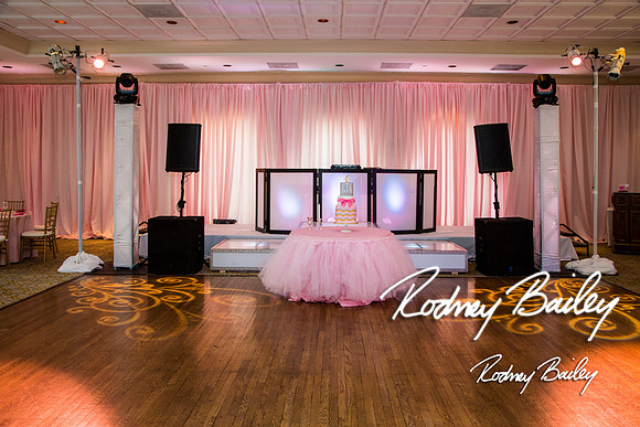5-10-14_Mitzvah-Decor_Rodney Bailey_0109