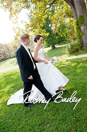 Oatlands Historic House and Gardens Weddings_wedding photography Oatlands Historic House and Gardens Virginia_Oatlands Historic House and Gardens Leesburg Virginia Wedding Photographer